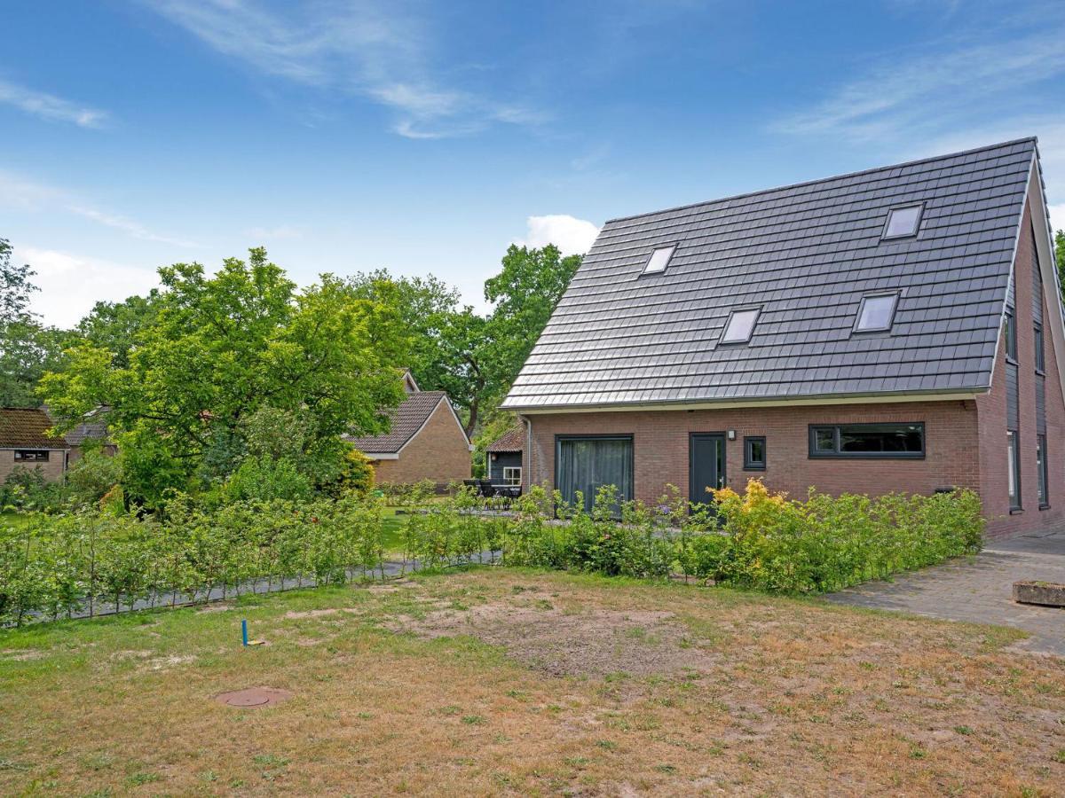 Charming Villa In Lemele With A Nice Garden Exteriér fotografie